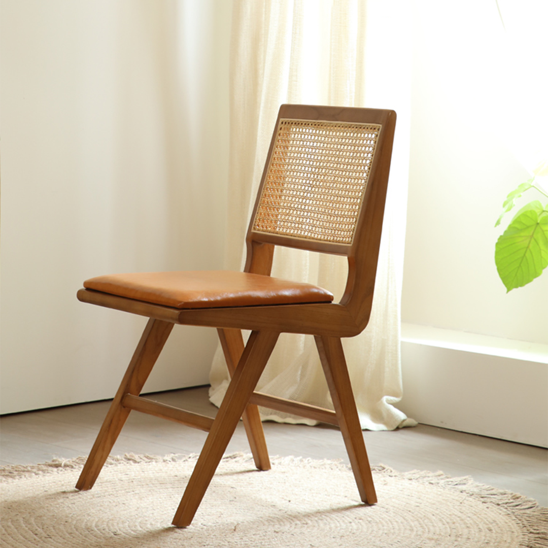 Babara Office Desk, Wood-Weilai Concept