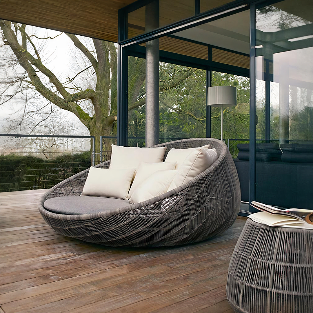 Elysia Rattan Round Outdoor Daybed-Weilai Concept-Weilai Concept